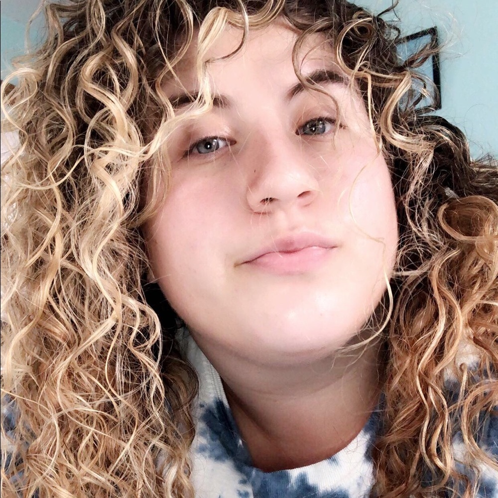 Meet your Posher, Brandi